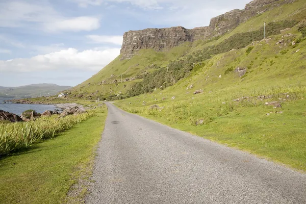 Offene Landstraße in Insel Mull — Stockfoto