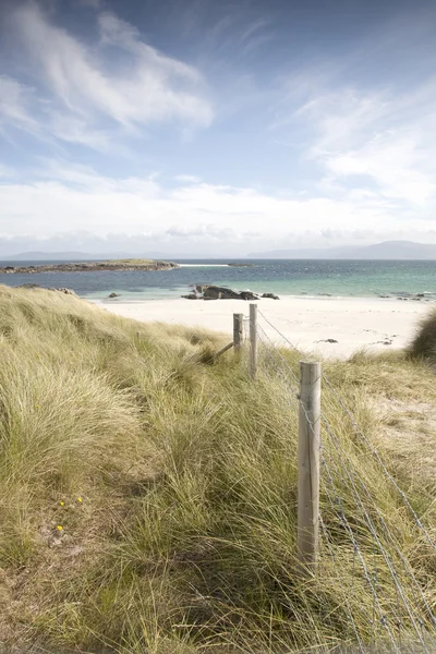 Vit Strand av monksna; Stranden; Iona; Skottland — Stockfoto