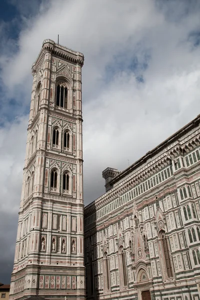 Bell toren van florence kathedraal — Stockfoto