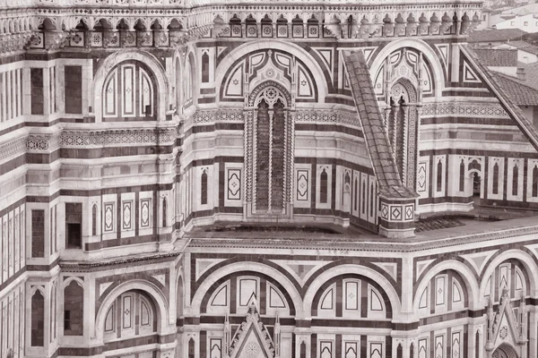 Facciata della Chiesa del Duomo, Firenze — Foto Stock