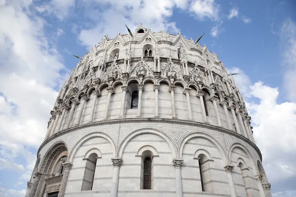 Katedrála kostel křtitelnice, pisa — Stock fotografie