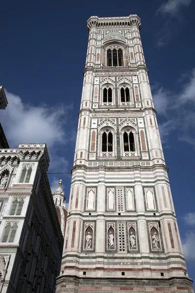Campanile bell tower a cathedrla fasády, Florencie, — Stock fotografie