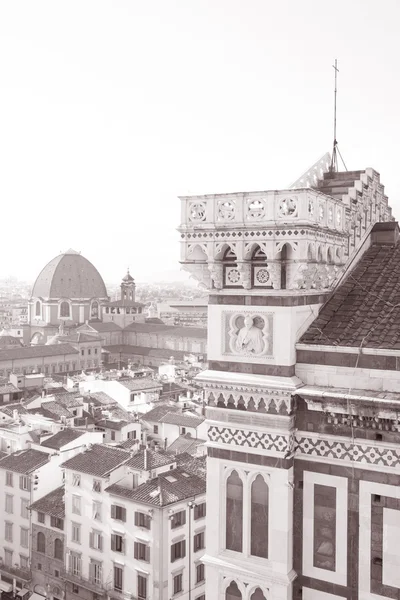 Kathedrale und Blick auf die Stadt, Florenz — Stockfoto