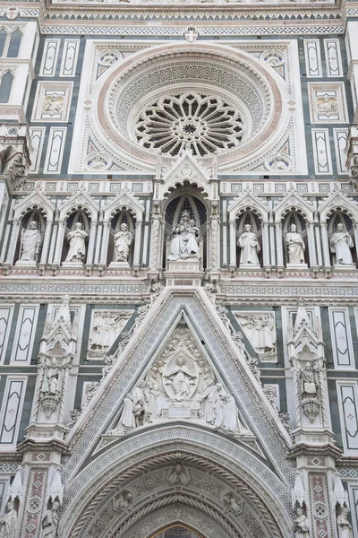 Doumo katedrální kostel fasáda, Florencie — Stock fotografie