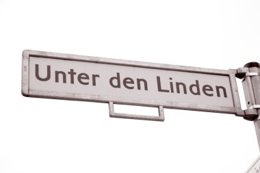 Unter den linden sokak tabelası, berlin