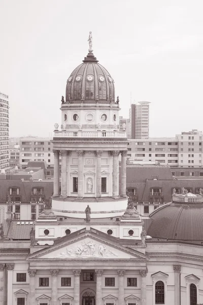 Panoráma města Berlína s deutscher dom stavební — Stock fotografie