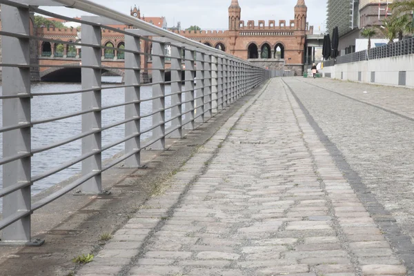 Aveda most na Szprewę, berlin — Zdjęcie stockowe
