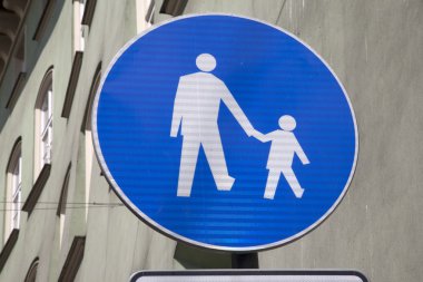 trafiğe kapalı işareti