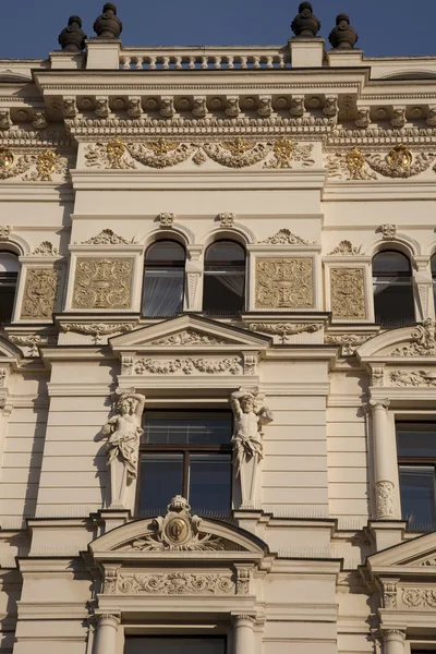Gebouw van de gevel, Praag, Tsjechië — Stockfoto