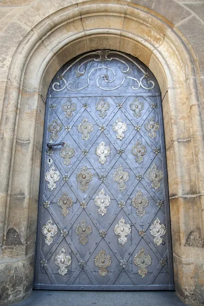 Porte de la Cathédrale de Prague, République tchèque — Photo