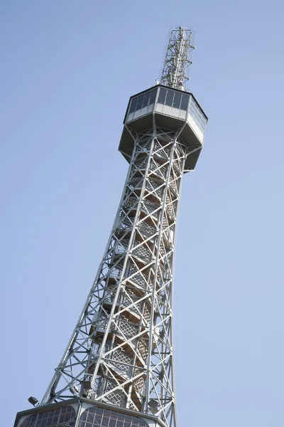 プラハ、ペトシーンの丘公園展望台 — ストック写真