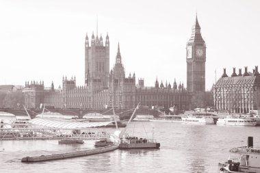 Big Ben'e ve Parlamento, Londra evleri