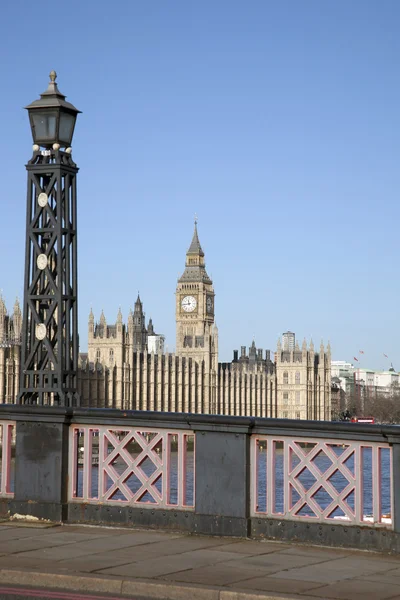 Big Ben e le Camere del Parlamento con Lambeth Bridge, Londra — Foto Stock