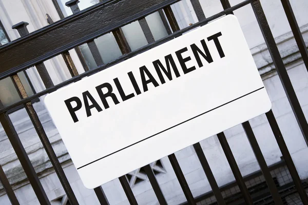 Parlamento sokak tabelası, westminster, Londra — Stok fotoğraf