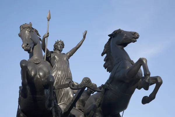 Boadicea monument av thornycroft, london — Stockfoto