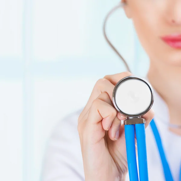 tıbbi kişinin sağlık sigortası veya hastane için makro çekimi