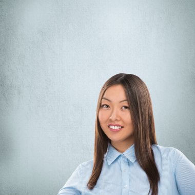 mutlu beyaz iş kadın portresi