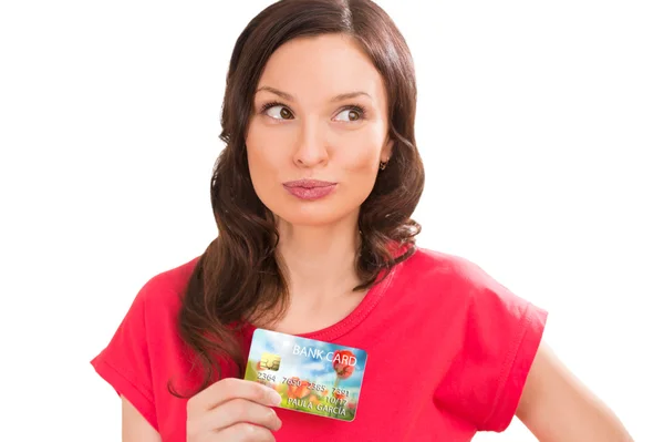 Mujer feliz con tarjeta de crédito — Foto de Stock