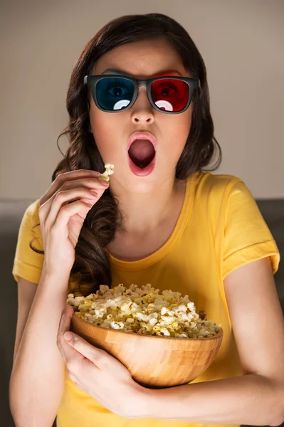 Beautiful girl watching movie — Stock Photo, Image