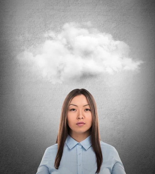 Close up of young asian woman with thought bubble above her head — Stock Photo, Image