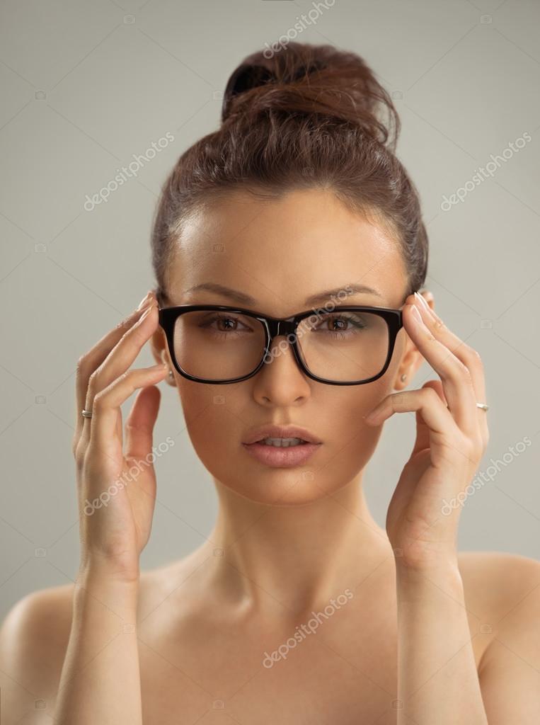 Girl With Glasses Naked