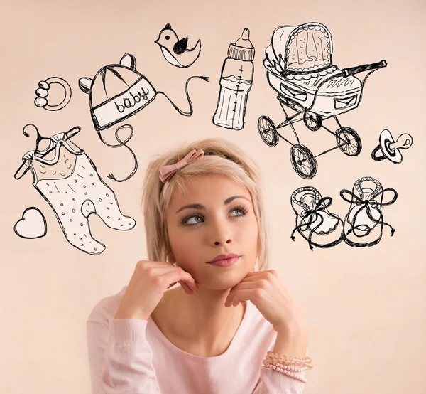 Vrouw denken zwangerschap plannen — Stockfoto