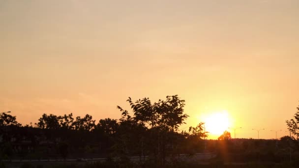 Heldere zonsondergang — Stockvideo