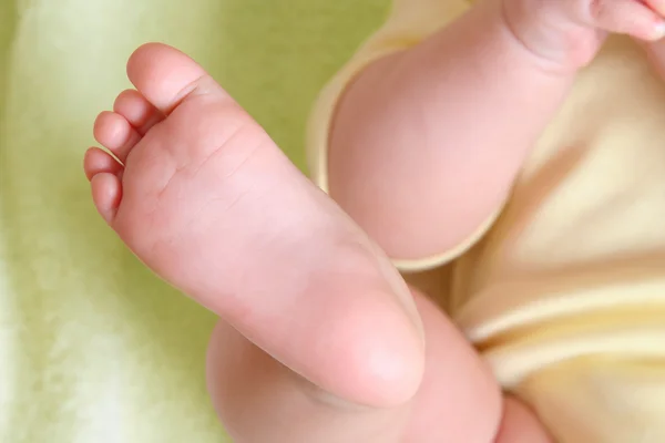 Piedi del bambino — Foto Stock