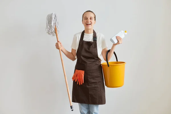 Extremely Happy Excited Woman Wearing Brown Apron Jeans Washing Floor — Stock Photo, Image