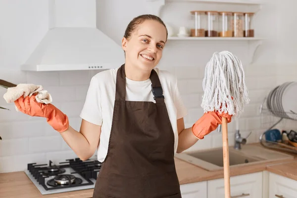 Indoor Shot Smiling Girl Mop Doing Housework Kitchen Satisfied Housewife — Stock Photo, Image