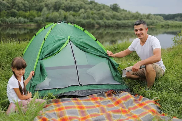 Portrait Happy Positive Family Vacation Sets Tent Nature River Attractive — Foto Stock