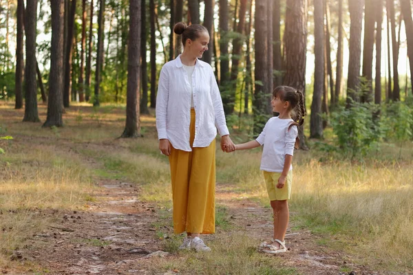 Outdoor Shot Little Girl Standing Mom Park Holding Hand Sand — Stok Foto