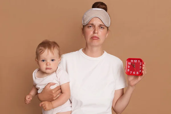 Tired Sad Upset Woman Wearing White Shirt Blindfold Holding Baby — Stockfoto