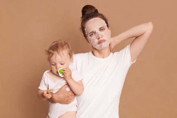 Indoor Shot Sad Unhealthy Woman Wearing White Shirt Doing Cosmetic — Stockfoto