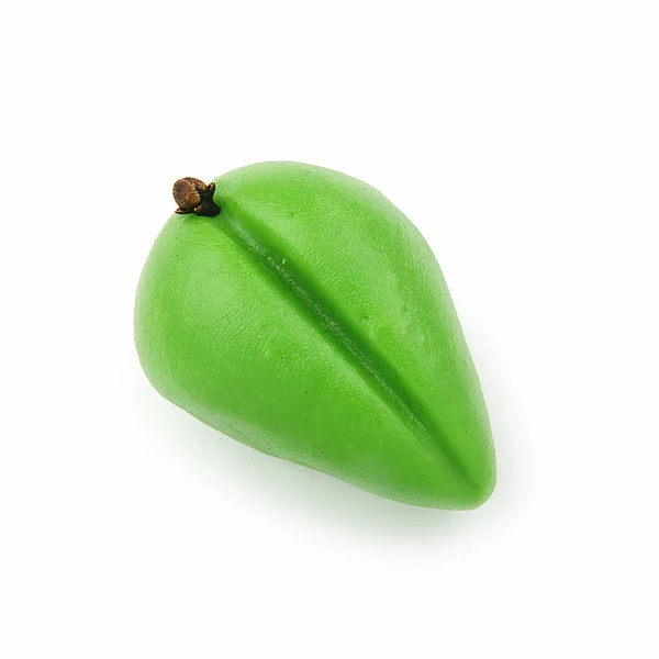 Doce doce de maçapão isolado no fundo branco — Fotografia de Stock