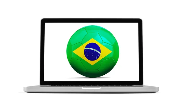 Laptopa na białym tle biały z piłką z Brazylii — Zdjęcie stockowe