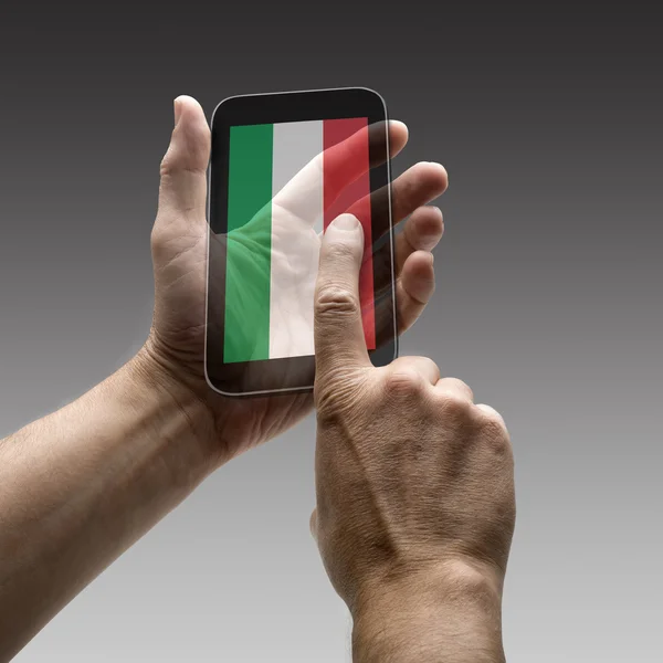 Holding Italy flag screen smart phone — Stock Photo, Image