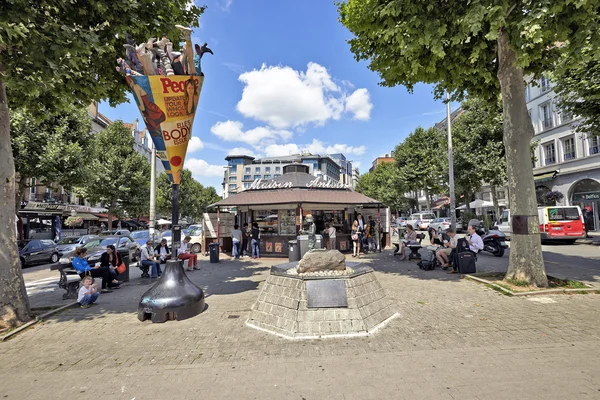 Bryssel stadsliv vid lunch — Stockfoto