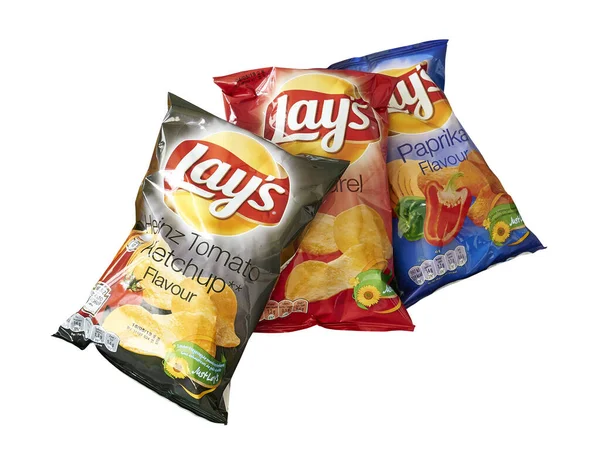 Brüksel, Belçika - 31 Temmuz 2019; Lay 'in patates cipsi paketleri, popüler Amerikan markası. Belçika Malı.