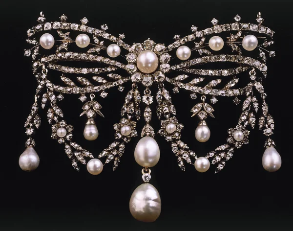 Beautiful Vintage Diamond Pearl Necklace Black — Stock Photo, Image