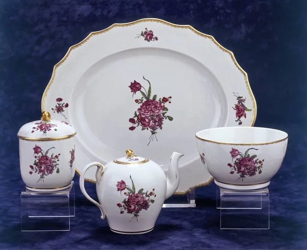 Brussels Belgium August 2022 Set Antique Porcelains Tea Pot Bowland — Zdjęcie stockowe