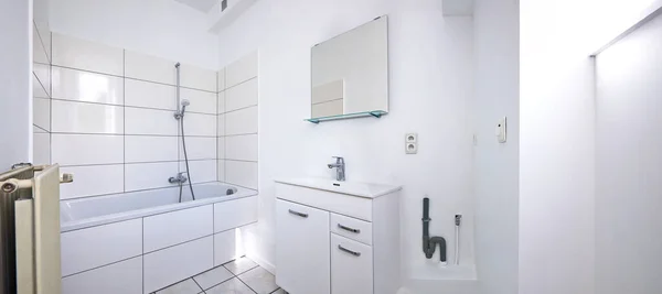 Panoramic View Freshly Renovated White Bathroom — Stock Photo, Image