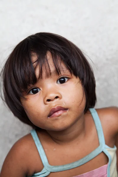 Enfant vivant dans la pauvreté — Photo