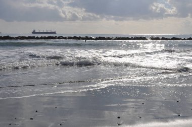 Kıbrıs 'taki güzel Akti Olympion Plajı Limasol