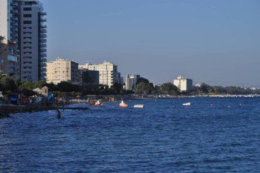 Kıbrıs 'taki güzel Akti Olympion Plajı Limasol