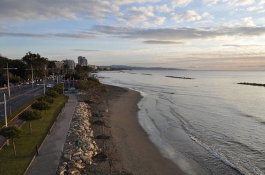 Kıbrıs 'taki güzel Akti Olympion Plajı Limasol