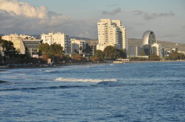 Kıbrıs 'taki güzel Akti Olympion Plajı Limasol
