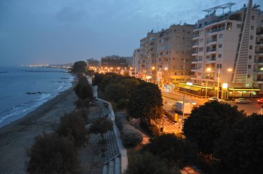 Kıbrıs 'taki güzel Akti Olympion Plajı Limasol