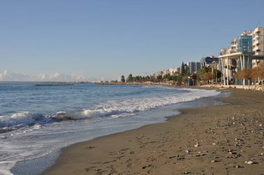Kıbrıs 'taki güzel Akti Olympion Plajı Limasol