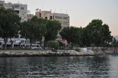 Kıbrıs 'taki güzel Akti Olympion Plajı Limasol